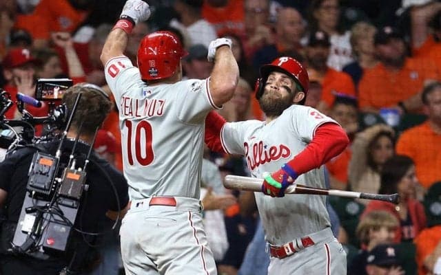 【MLB WS】フィリーズが“2.2％の奇跡”起こして先勝　ワールドシリーズで5点差逆転は史上6度目