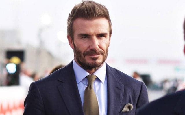 「本当に素敵」「スタイリッシュ」似合いすぎ！ベッカム氏、自身が手掛けるサングラスの秋冬コレクション紹介「本当にいつもかっこいいね！」