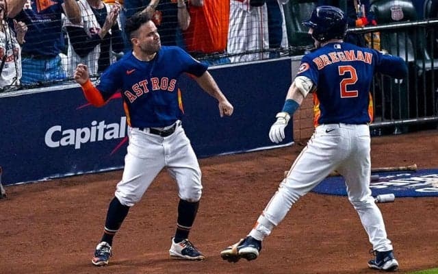 【MLB WS】アストロズ、5得点快勝で1勝1敗タイに　1番アルトゥーベが完全復調の“猛打賞”