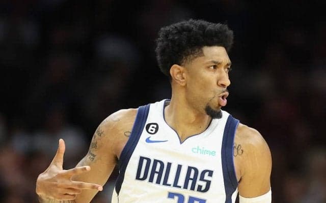 新天地マブスでシックスマンとして活躍するクリスチャン・ウッドが掲げる今季の目標