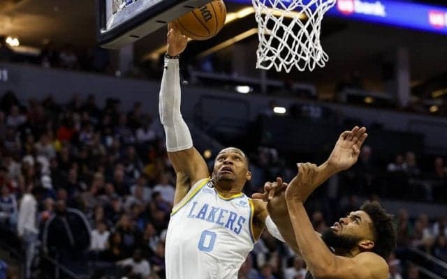 約14年ぶりのベンチスタートとなったラス「必要ならばどんなことでも犠牲にしていく」