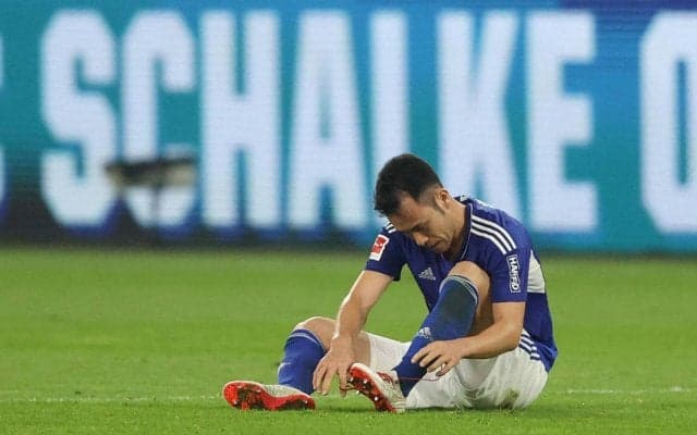 「ビルドアップでのミスが多過ぎ」6連敗のシャルケ、吉田麻也に厳しい評価も守備で奮闘「デュエルでは良い仕事」