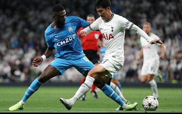 スパーズ、大一番前にアウェイの洗礼…マルセイユファンがホテル付近での花火で睡眠妨害