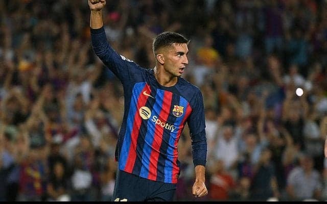 バルセロナが厳しいGLを勝利で締めくくる！　F・トーレス2発にパブロ・トーレがデビュー弾《CL》