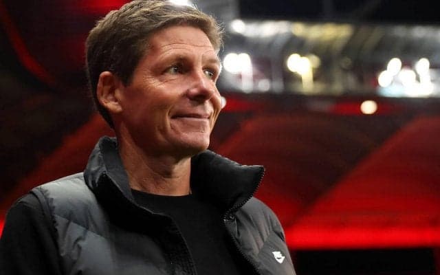 「頭を上げよう！」ハーフタイムの発破が初のCLベスト16につながったフランクフルト指揮官「我々が常に我々のままであったから」