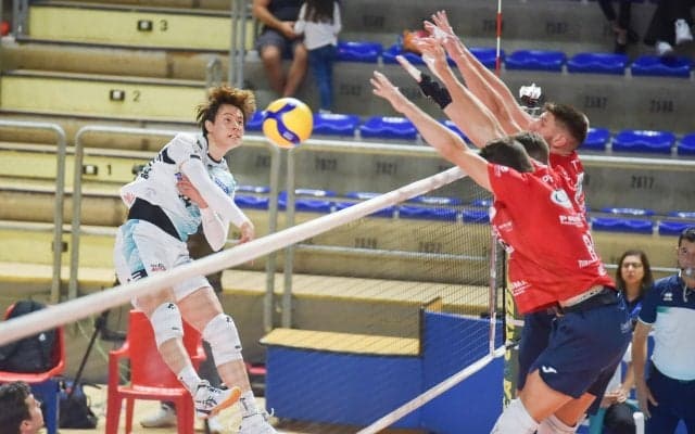 パドヴァの髙橋　逆転でフルセットを制して3勝目