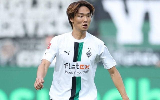 「順調そう」日本代表に朗報、回復待たれるボルシアMG板倉滉がボールトレーニングを開始