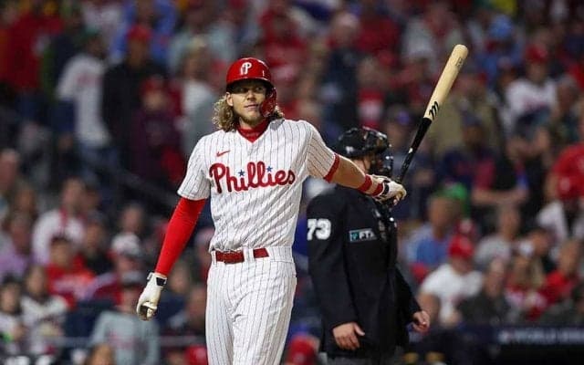 【MLB WS】フィリーズの勝敗はユニホーム次第？　屈辱の“継投ノーノー”喫した直後の選択に注目