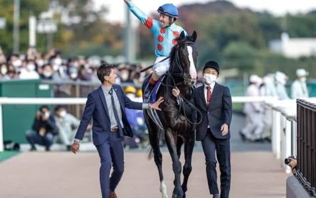 天皇賞・秋の親仔制覇/島田明宏