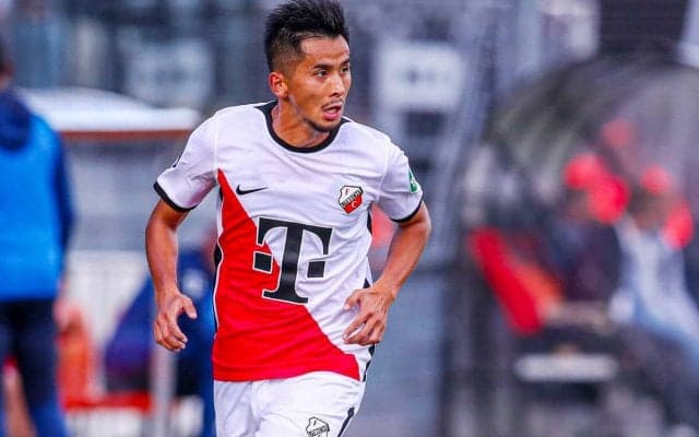 「妻はしっかり忘れてました」ユトレヒトMF前田直輝が結婚6周年を祝うもまさかの結果、家族ショットでお祝い「感謝しかない存在」