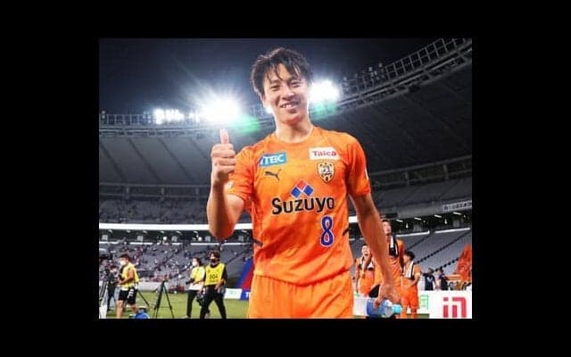 久保建英と比較されてきた、もうひとりの才能。清水MF松岡大起「自分には自分のよさ。負けたくない」