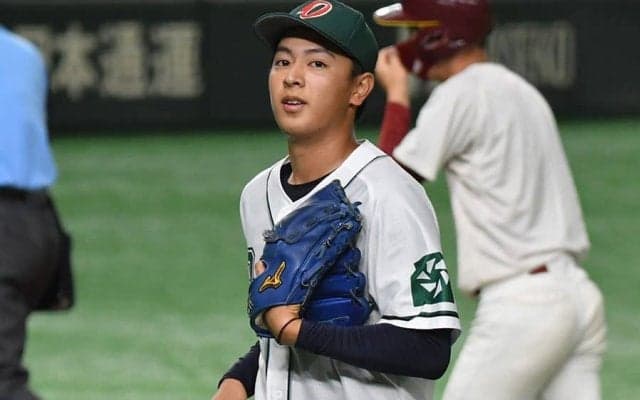 全く老けぬ“奇跡のコーチ”に匹敵「めちゃイケメン」　中日ドラ1は「人形みたいなお顔」