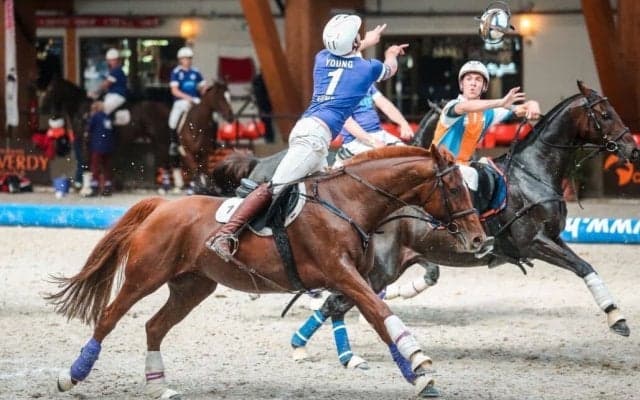 「馬術」×「球技」究極の人馬一体！ホースボール日本代表がワールドカップに初出場