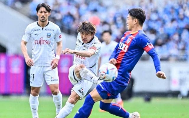 「ダメだ泣くわこんなん。。。」川崎Fの選手とサポーターが「悔し涙のバラバラ」！ 試合後に見せた「絆の動画」が即5万回再生！