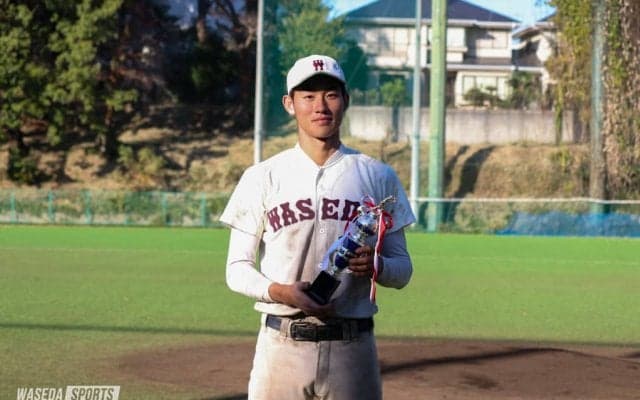 秋季リーグ戦閉幕　村上がベストナインを受賞／閉会式