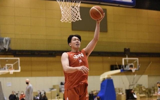 攻防両面での活躍を目指す井上宗一郎「3ポイントを5本、6本と決めていきたい」