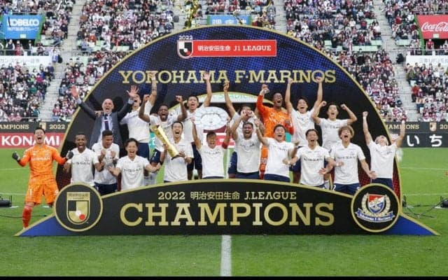 MVPは岩田智輝！ 優秀監督に広島のスキッベ監督が選出《2022Jリーグアウォーズ》