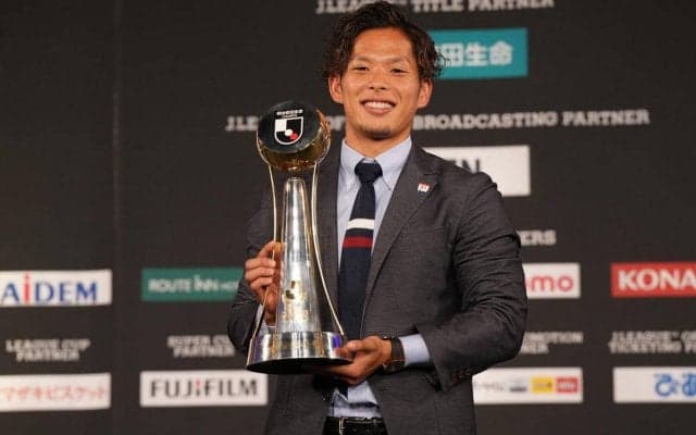 「妻であるあなたもMVP」チームを支え続け優勝＆MVPの横浜FMの岩田智輝が更なる高みを目指す「まだ夢の途中」