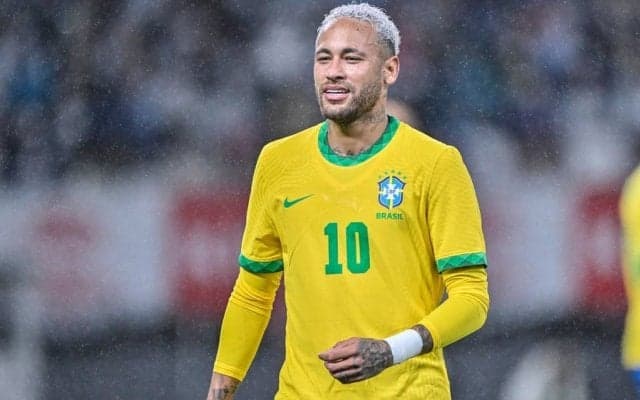 ｢メンバー豪華すぎィ｣ブラジル代表のW杯メンバー発表! ネイマールや39歳DFダニエウ・アウベスら豪華メンバーを選出!! 一方で｢フィルミーノ落選するブラジル代表ヤバいな｣などの声も
