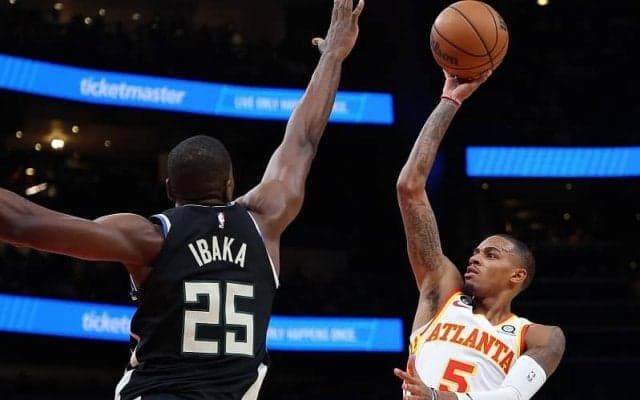 ヤング不在のホークスが今季初の3連勝…バックスの開幕連勝は9でストップ