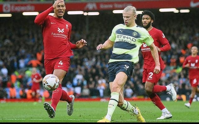 EFL杯4回戦の対戦カード決定！　シティvsリバプールの優勝候補対決に、三笘ブライトンは3部チャールトン