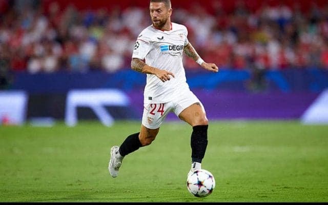 セビージャ、パプ・ゴメスが試合中に退席…クラブは冬の売却を検討か