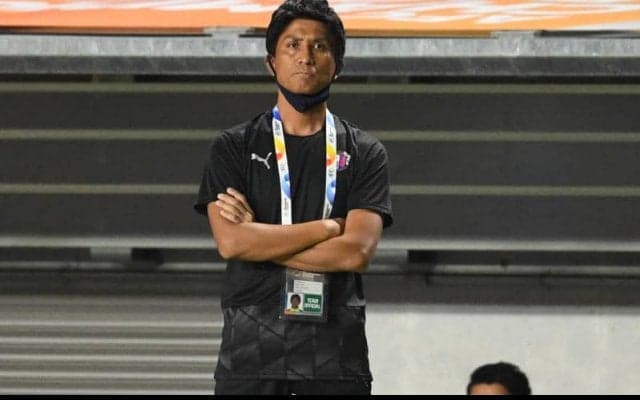 C大阪、来季も小菊昭雄監督が指揮！　「来シーズンも全身全霊で」