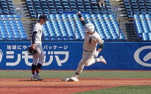 【高校野球】二松学舎大付の怪物1年・片井が豪快弾、東海大菅生とともに決勝進出　秋季東京大会