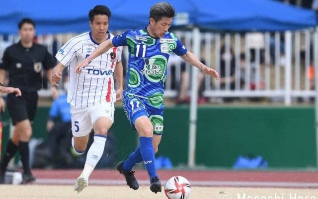 カズダンス再び！ 三浦知良が「豪快ヘディングゴール」決める！ 本拠地初ゴールに「キングだな」「幸せな土曜日」とファン興奮