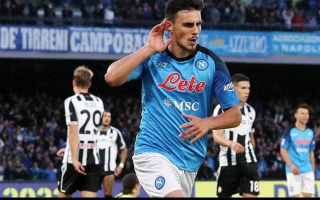 クワラツヘリア負傷欠場のナポリ、代役エルマスの1G1Aで勝利し11連勝《セリエA》