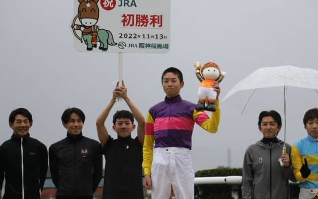 ルーキー川端海翼騎手がJRA初勝利 通算78戦目で待望の初白星「積極的に乗っていきたい」
