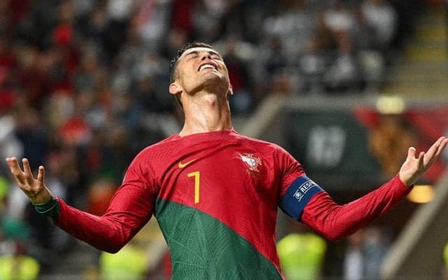 「美しいプリンセス」「なんて美しい女の子」W杯5大会連続ゴールが懸かるC・ロナウド、娘の誕生日を祝福「おめでとう、僕の愛する人」