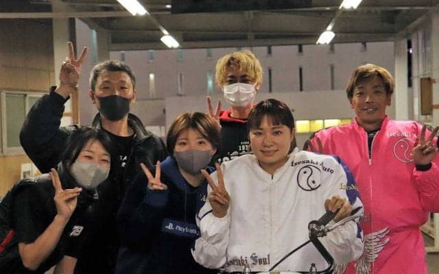 女子オートレーサー初！新井日和が10代で初優勝