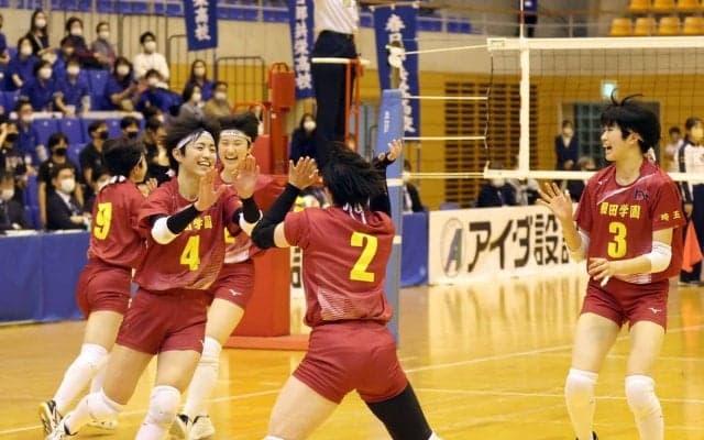 春高バレー埼玉県大会決勝　男子・昌平２年ぶりの頂点に　女子・細田学園逆転勝ちで連覇