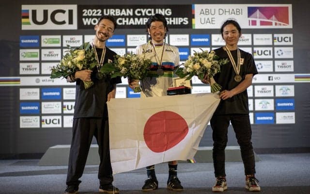 今が人生で一番幸せ。佐々木元が悲願の世界選手権初優勝「2022UCIアーバンサイクリング世界選手権」BMXフラットランド種目