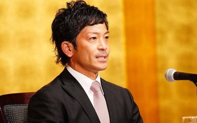 松田宣浩が入団会見「小さい頃から巨人ファン」　原監督期待「レギュラーを狙って」