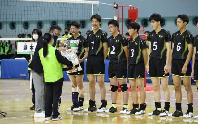 【国体優勝・鎮西高3年生座談会（後編）】思い出したバレーを楽しむ気持ち 大会中にはしくじりも！？