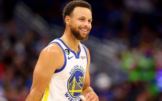 今季第4週の週間MVPにステフィン・カリーとジョエル・エンビードが選出