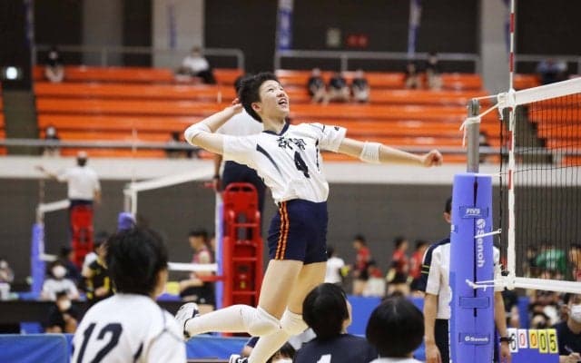 春高連覇中の就実、1年生エース福村心優美を軸とした全員バレーで優勝【春高2023岡山県予選】