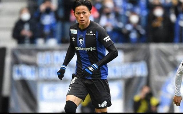 G大阪退団の小野瀬康介が改めて別れの挨拶…泣きじゃくる奥野耕平の動画投じて「本人より泣かないで」とツッコミも