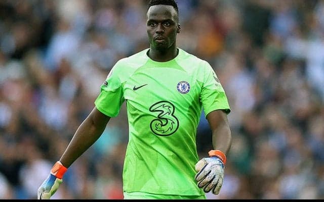 序列低下のメンディがチェルシー退団を考慮か？