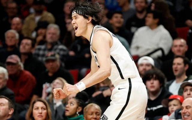 ネッツがブレイザーズとの大接戦を制す…渡邊は3P5本を含む今季ハイ20得点で勝利に貢献