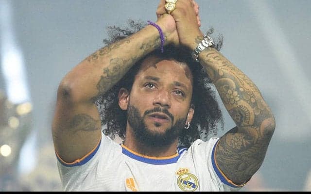 元マドリーDFマルセロがオリンピアコスでお荷物状態？ 太り過ぎでプレーできず