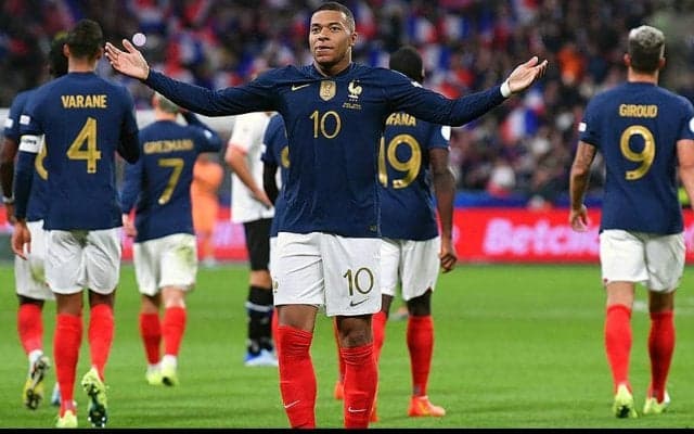 vol.13/フランス代表【カタールW杯出場国ガイド】主力多数不在で大会連覇に暗雲