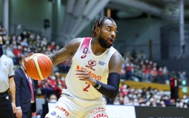川崎が敵地で名古屋Dを下す…マイケル・ヤングジュニアが22得点で逆転勝利の立役者に