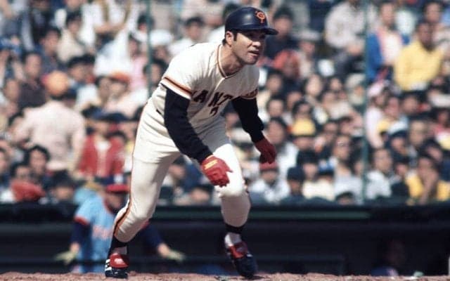 応急処置で着けた赤手袋が“代名詞”に　V9戦士の韋駄天が偶然出会った「女性用」