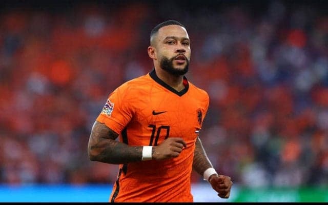 コンディション整わないデパイはセネガルとの初戦で先発回避、オランダ代表指揮官が明言…代役は誰に？