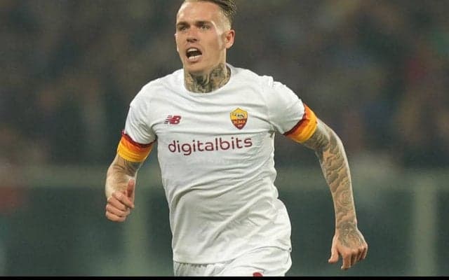 モウリーニョ監督と対立のカルスドルプは練習参加拒否？　1月の移籍は既定路線か