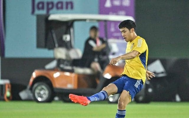 「激アツ過ぎる！」日本代表・遠藤航がアップした“リアルすぎる”イラストパッケージに「熱い反応」!!「キミッヒ潰してください！」の声も！