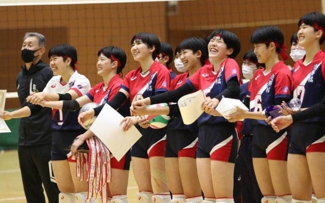 「絶対に逃げたらあかん！」ケガ人続出の京都橘がフルセットを制し2年連続の本戦へ  【春高京都府予選（女子）】